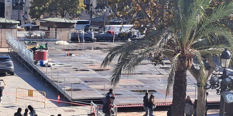 La Asociación de Comercios del Centro de Valencia instalará una noria infantil y decoración infantil en San Agustín