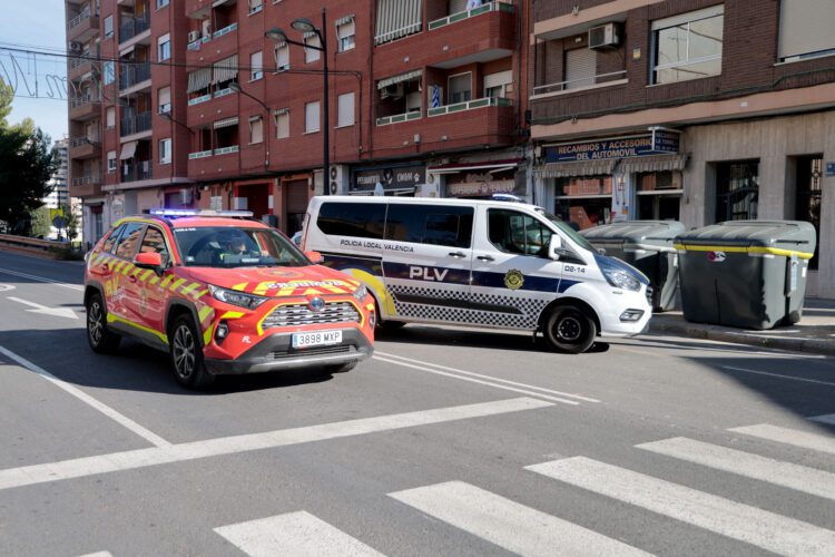 Valéncia moviliza más de un centenar de efectivos en el primer simulacro de inundación de La Torre, donde ha sonado por primera vez la alarma