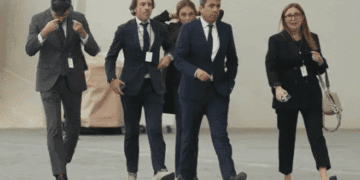 La jueza de la DANA cita como testigos a Pérez Llorca, altos cargos de Presidencia y al dueño del Ventorro