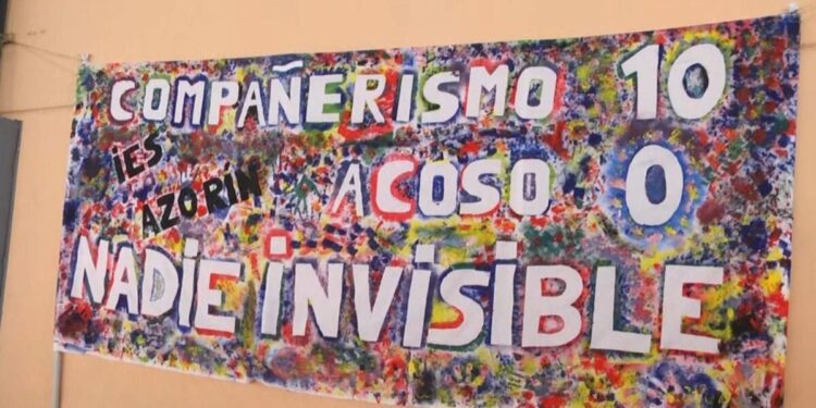 Más de la mitad de los menores ha sufrido alguna vez ciberacoso, según la UNESCO 1 adc43697 9bfa 4cdd 96ee ae763f01bdbb 16 9 aspect ratio 1600w 0 scaled 1