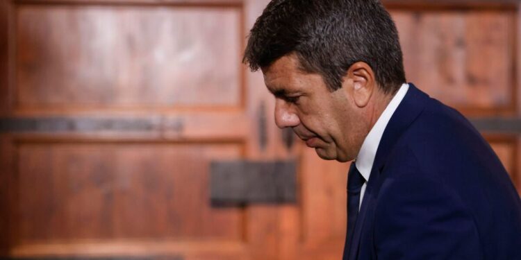 Carlos Mazón presidirá el pleno del Consell y no tiene prescrita ninguna baja médica 1 carlos mazon anuncia su dimision en diferido lo que le permitira seguir presidiendo el consell 16 9 da39 scaled 1