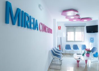 Muere una niña de 6 años y otra de 4 lucha por su vida en la UCI tras sendos tratamientos dentales en Alzira