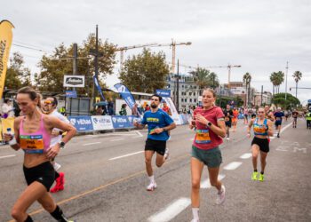 Correr un maratón deja huellas en el cuerpo: lo explican los especialistas del Hospital Vithas Valencia Turia