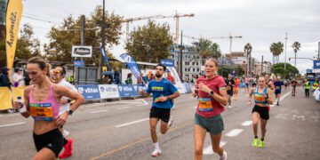 Correr un maratón deja huellas en el cuerpo: lo explican los especialistas del Hospital Vithas Valencia Turia