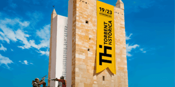 La VI edición del Festival literario Torrent Històrica premia la mirada única de Alejandro Amenábar dentro del género