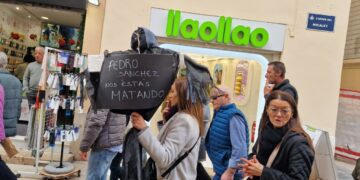 Los autónomos toman las calles de Valencia para denunciar la «asfixia» del sector