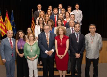 Torrent podría cambiar de alcalde antes de Navidades. Jesús Ros maniobra para expulsar a Amparo Folgado de la alcaldía