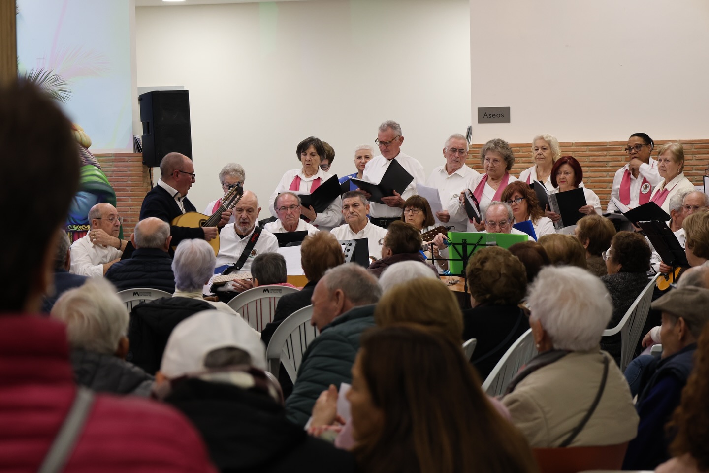 🎄 Torrent inaugura la ruta de Belenes con una gran exposición en el corazón del Mercat de Sant Gregori 2 103