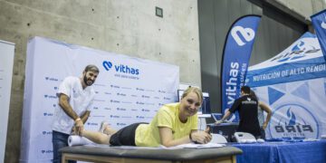 Vithas participa en la Expo 42K Feria Valencia con motivo del Maratón Valencia Trinidad Alfonso Zurich
