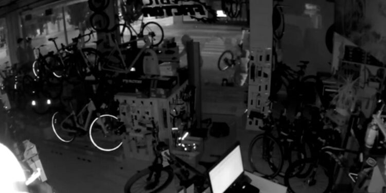Golpe a una banda que desvalijaba tiendas de bicicletas de alta gama en menos de tres minutos 1 36ffaf7e be28 4105 8f85 2c2f807381e4 16 9 aspect ratio 1600w 0 scaled 1