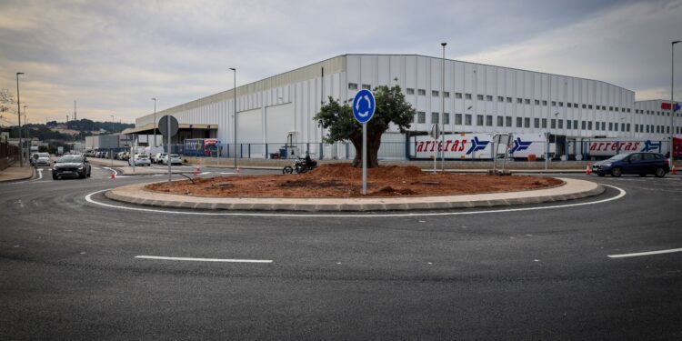 Torrent desbloquea la movilidad del polígono Mas del Juge tras 15 años de espera