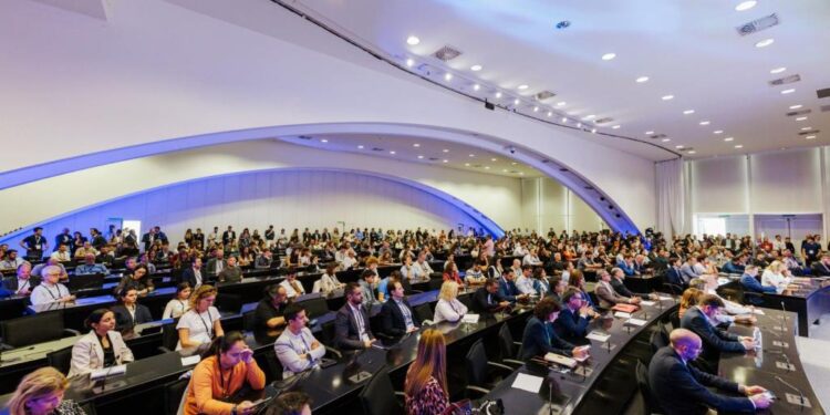 El SUMMIT 1 de la OAP reunirá en Valencia las claves para impulsar la transformación digital de pymes y profesionales con metodologías punteras como RPA, BIM o IA