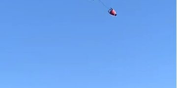 La rápida intervención aérea extingue un conato de incendio entre Beneixama y Banyeres