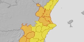 AEMET eleva la alerta naranja por fuertes lluvias a toda la provincia de Valencia y activa aviso amarillo en Alicante y Castelló