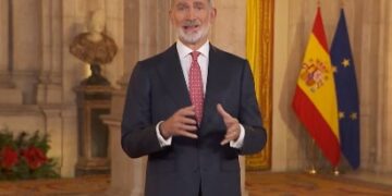 Felipe VI rompe el molde: entre el "zasca" a la política del enfrentamiento y la defensa de la convivencia