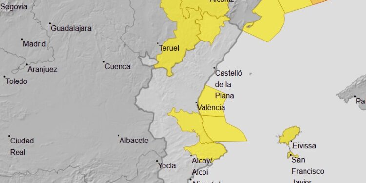 Ampliadas las alertas meteorológicas para hoy por AEMET: lluvias, mala mar y nieve 1 Ampliadas las alertas meteorológicas para hoy por AEMET: lluvias, mala mar y nieve