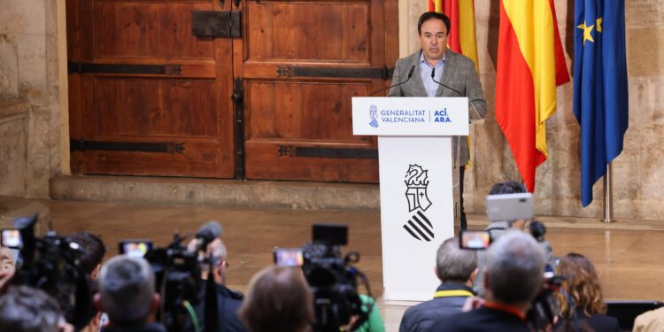 Juan Fran Pérez Llorca anuncia su nuevo Consell con 3 vicepresidencias y 8 consellerías