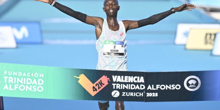 John Korir gana la Maratón de Valéncia con gran marca