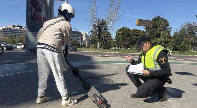 2026 arrancará con nuevas normativas obligatorias para VMP (patinetes eléctricos y similares)