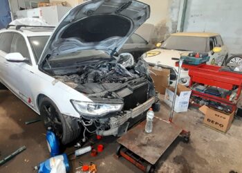 La Policía de la Generalitat Valenciana localiza dos talleres clandestinos en Ribera Alta y Camp de Túria