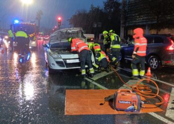 Aparatoso Accidente en la Av 9 d'Octubre de Valéncia