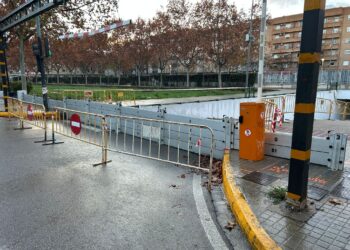 Aldaya blinda el barranco de la Saleta con compuertas ante la amenaza de fuertes lluvias