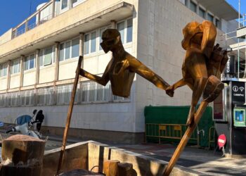 Alaquàs inmortaliza la solidaridad tras la DANA con el conjunto escultórico “Gracias”