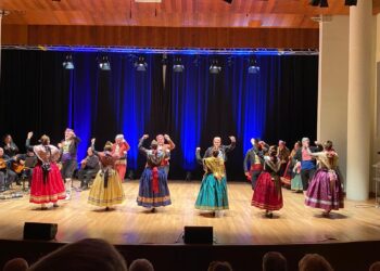 Lo Rat Penat celebra el seu tradicional Concert de Nadal en el Palau de la Música de Valéncia 14 Lo Rat Penat celebra el seu tradicional Concert de Nadal en el Palau de la Música de Valéncia