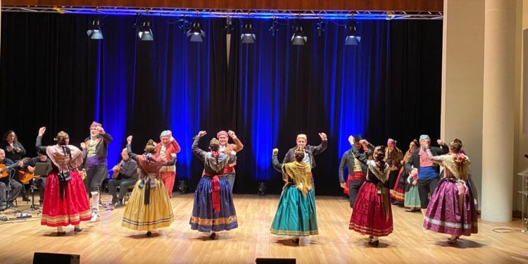 Lo Rat Penat celebra el seu tradicional Concert de Nadal en el Palau de la Música de Valéncia 1 Lo Rat Penat celebra el seu tradicional Concert de Nadal en el Palau de la Música de Valéncia