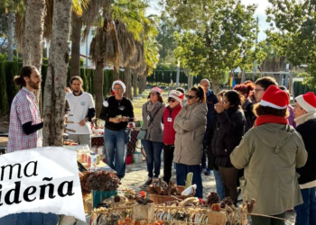 Chiva apuesta por la sostenibilidad y la ética en una «Loma Navideña» dedicada al activismo ecosocial