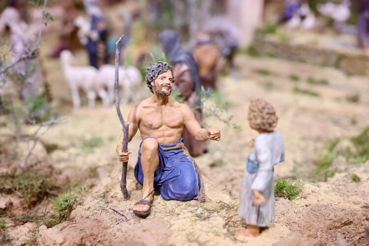 Valencia inaugura sus belenes municipales con un coro de niños y la FMI de Valencia con su Corte de Honor