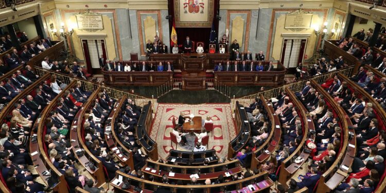 Lo Rat Penat denuncia el nou despreci del govern de Pedro Sánchez a la llengua valenciana 1 Lo Rat Penat denuncia el nou despreci del govern de Pedro Sánchez a la llengua valenciana