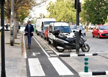 Valéncia estrena un nuevo carril bici en la Av. Tres Forques: casi 4 kilómetros de conexión