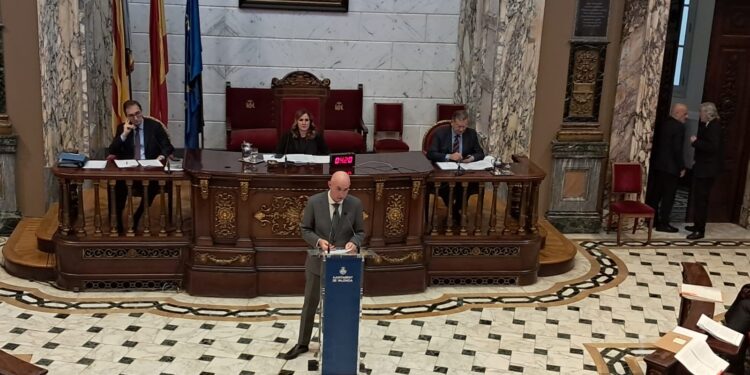 El escándalo de Revuelta con las donaciones de la #DANA para Valencia llega al Pleno del Ajuntament de Valéncia