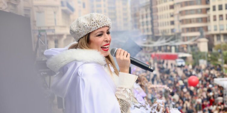 Valencia se rinde a Gisela en unas Campanadas Infantiles de récord