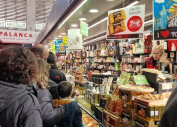 mercado central valencia 20251223 125538 1 Mediana