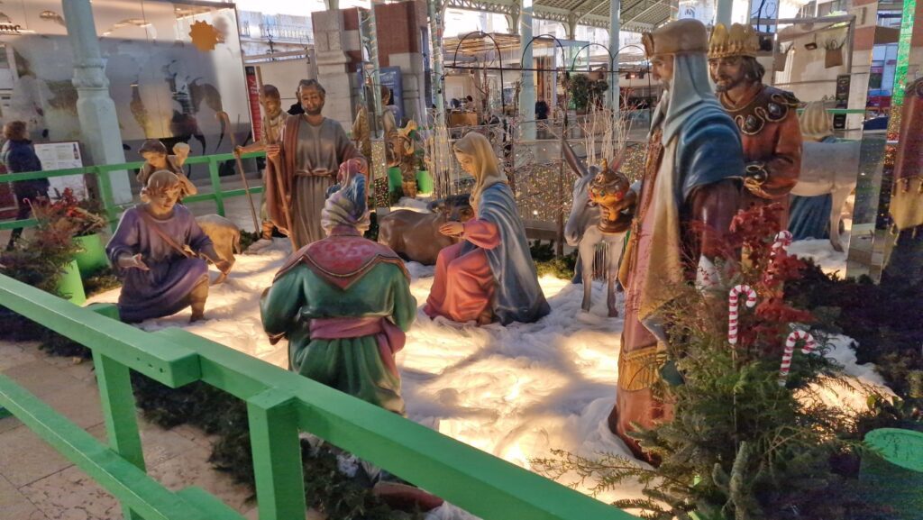 mercado colon 20231214 104628 2 Mediana 1