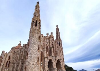 Alerta en la joya del Vinalopó: El modernismo de Novelda contiene el aliento tras el hallazgo de graves fisuras estructurales