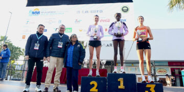 Santa Pola capital del atletismo internacional con 8.000 corredores en su 34ª Mija Marató