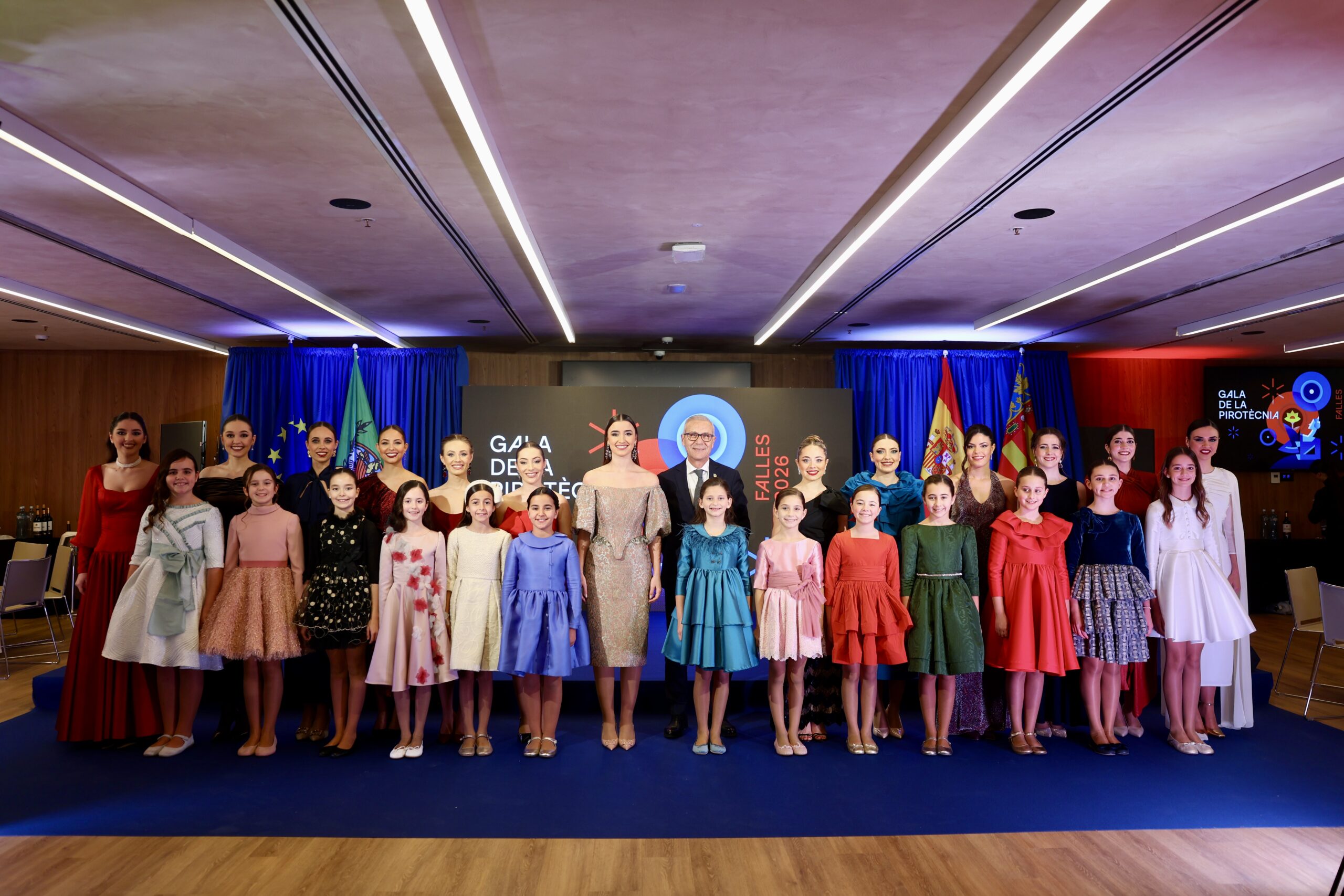 Núria Martí y el calendario de las Fallas 2026 protagonizan la Gala de la Pirotecnia 3 094A6682 scaled