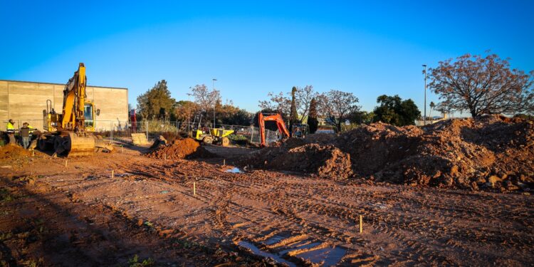 Torrent inicia la construcción de un complejo deportivo al aire libre en la calle Mauros