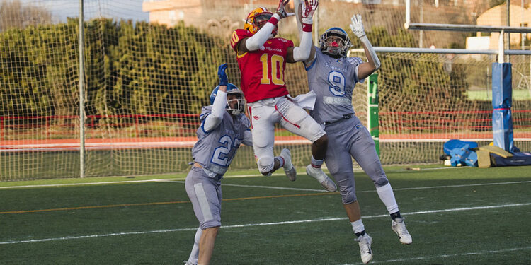 Osos Rivas y Badalona Dracs imponen su ley en la LNFA