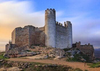 El legado del Temple revive en Valencia: conferencia sobre los castillos de Castellón
