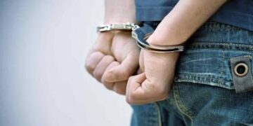 Detenido en la estación de Alboraya-Palmartet tras agredir a su pareja y huir en Metrovalencia