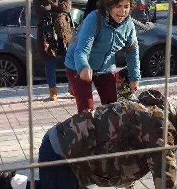 El Circ de Nadal denuncia el acoso a su público por una veintena de animalistas radicales