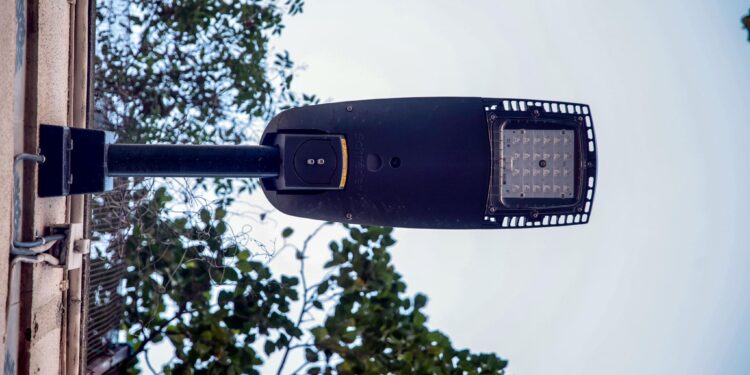 Benicalap refuerza su seguridad con una ampliación del 62% en su red de alumbrado público