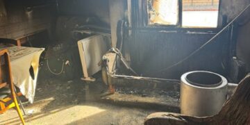 Rescatada una mujer tras un incendio de vivienda en San Antonio de Requena