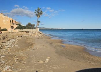 Tavernes de la Valldigna exige el rescate urgente de su litoral ante una regresión «extrema» tras los temporales