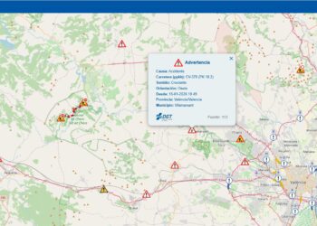 Grave colisión frontal en la CV-370: La carretera entre Vilamarchant y Pedralba queda cortada al tráfico