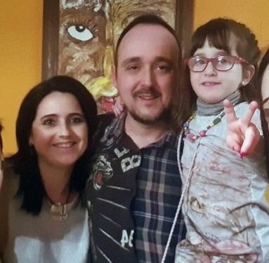 La familia de Vera, una de las niñas fallecidas en el hinchable de Mislata carga contra Bielsa